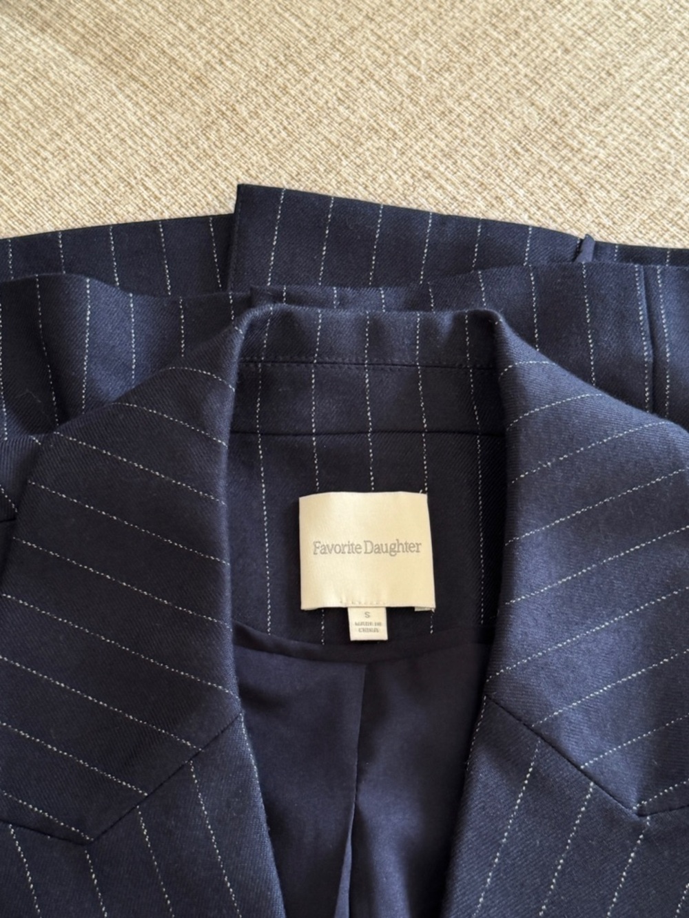 FAVORITE DAUGHTER The Suits You Blazer In Classic Navy Pinstripe Size S - Picture 10 of 15